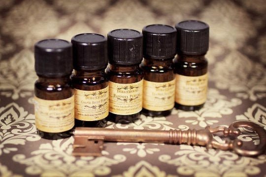 Dark Moon Perfume Oil - Debaucherous Alchemy LLC